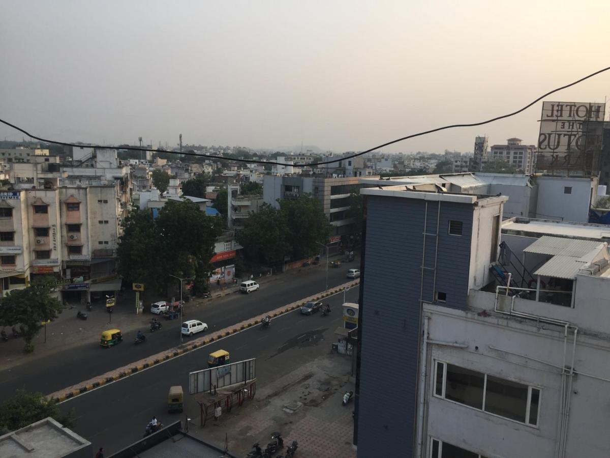 Hotel Apex Ahmedabad Eksteriør bilde