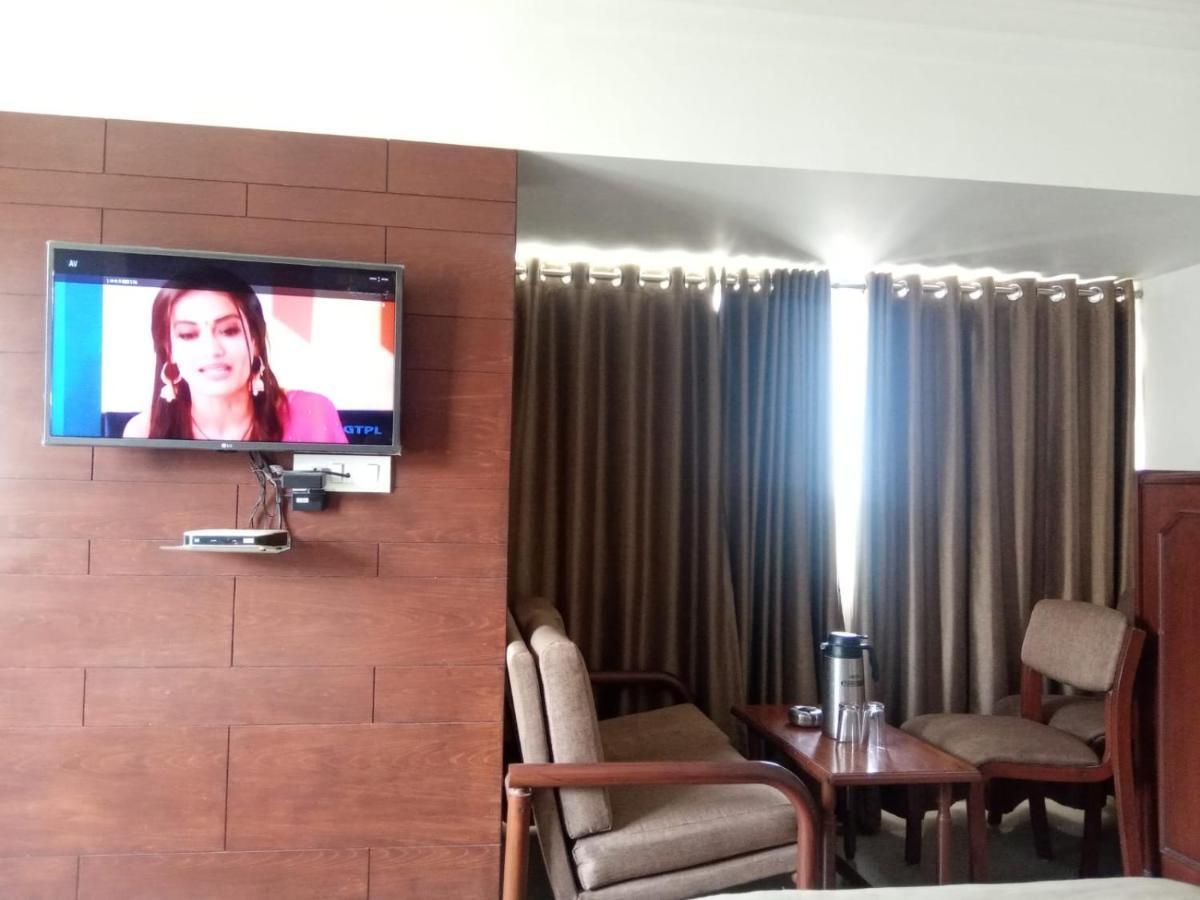 Hotel Apex Ahmedabad Eksteriør bilde